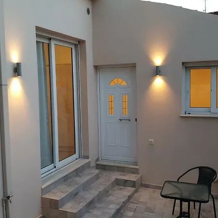 Aphrodite House בית נופש